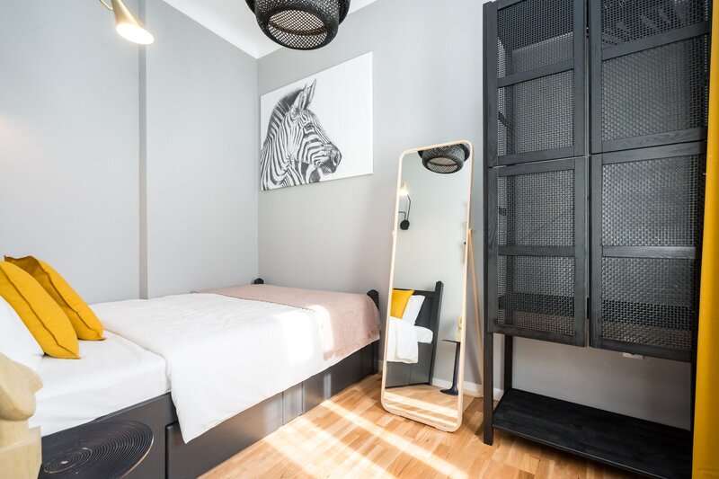 Piata Unirii - Principatele Unite comision 0% - Apartament cu 2 camere